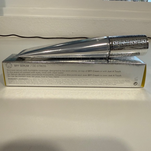 Trinny London BFF De-Sress Serum- CLAIRE - Picture 6 of 12